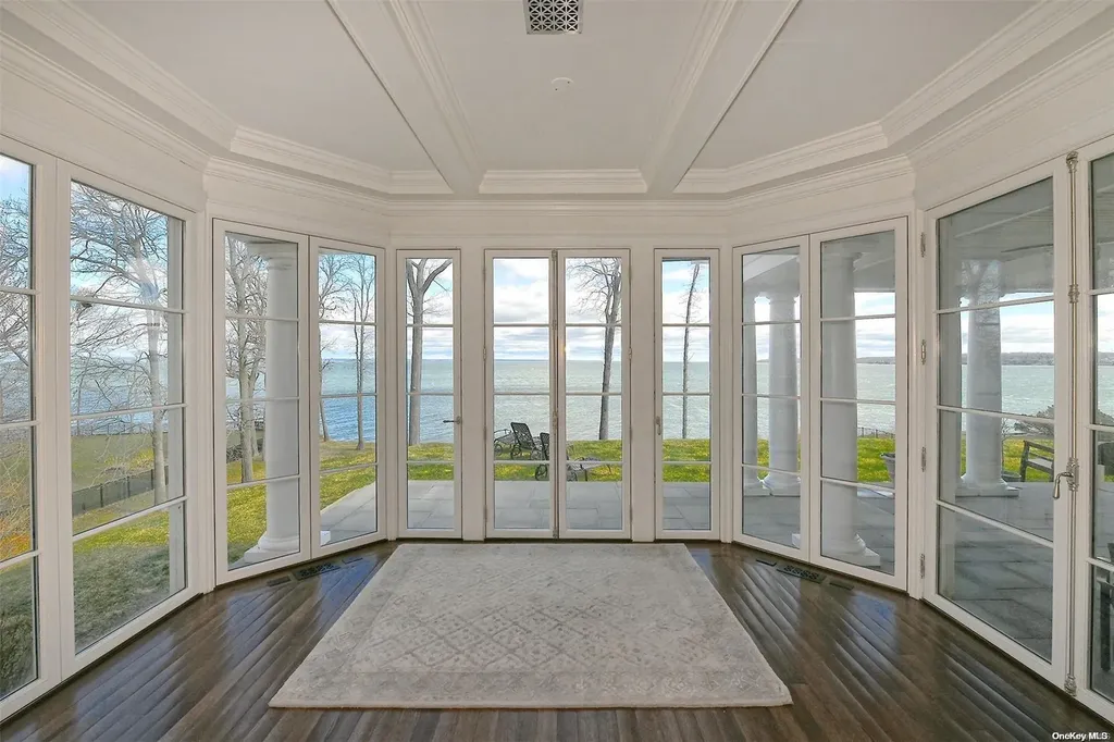 7 Sea Crest Drive Lloyd Harbor NY 11743