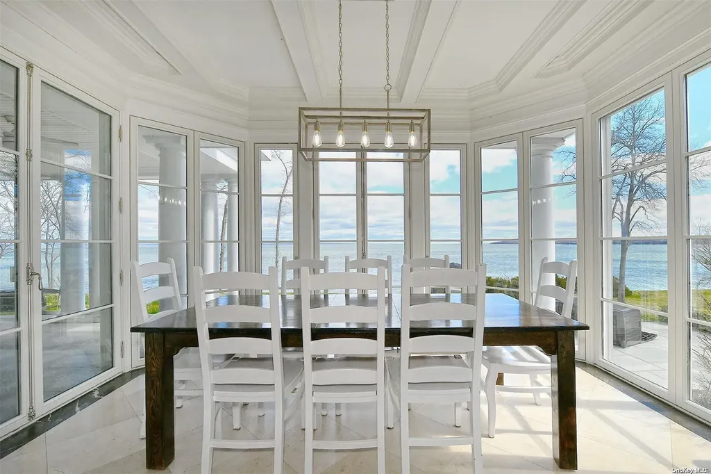 7 Sea Crest Drive Lloyd Harbor NY 11743