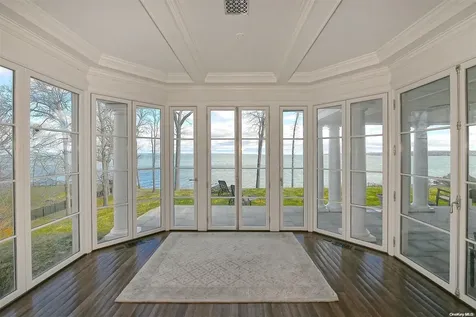 7 Sea Crest Drive Lloyd Harbor NY 11743