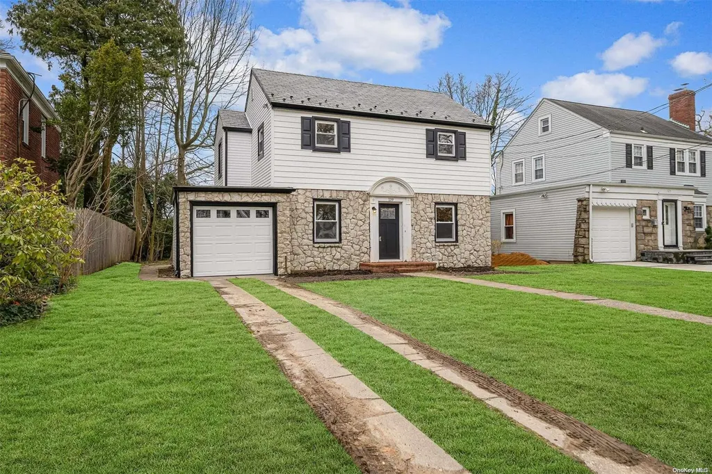 119 Wilson Place Freeport NY 11520