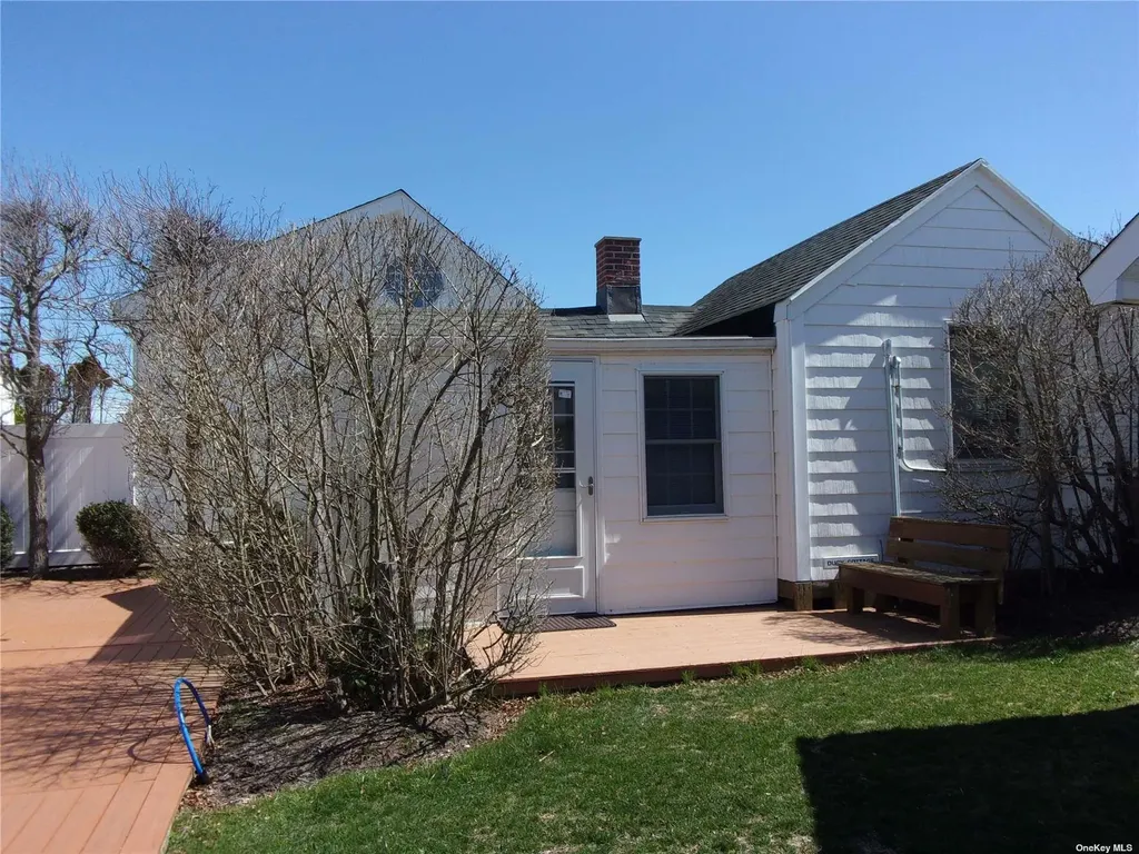 66 Dune Road Quogue NY 11959