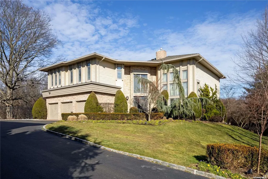 31 Kettlepond Road Jericho NY 11753