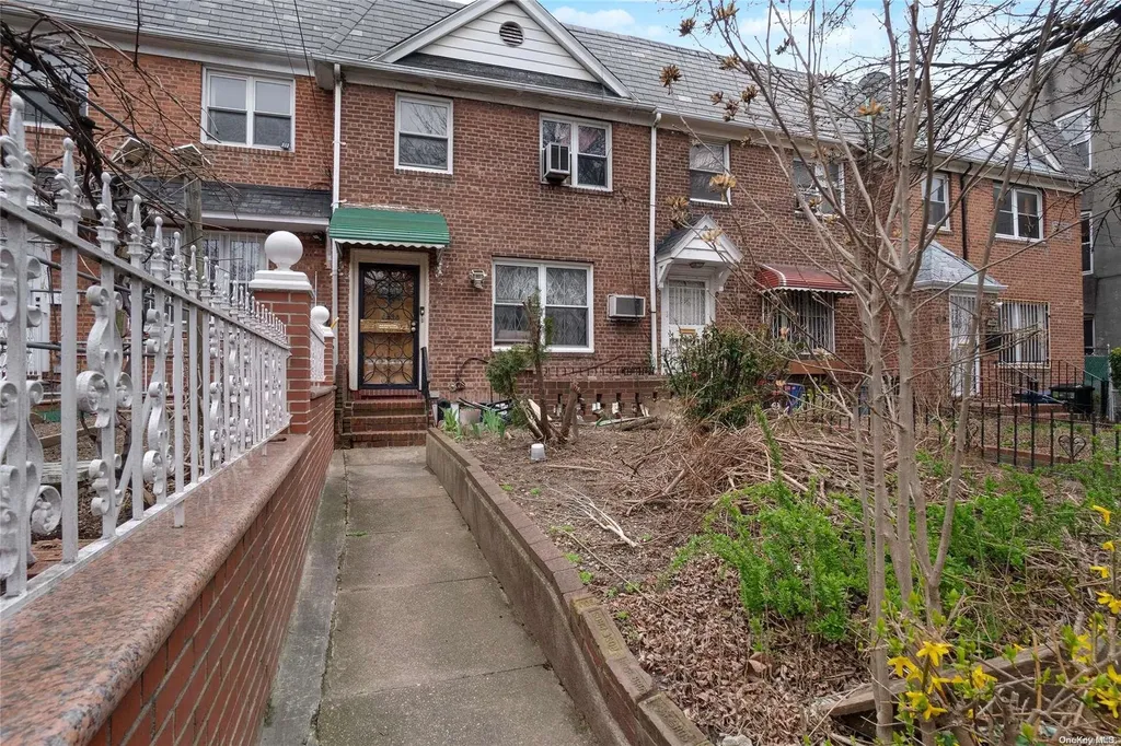 1698 Dekalb Avenue Brooklyn NY 11237
