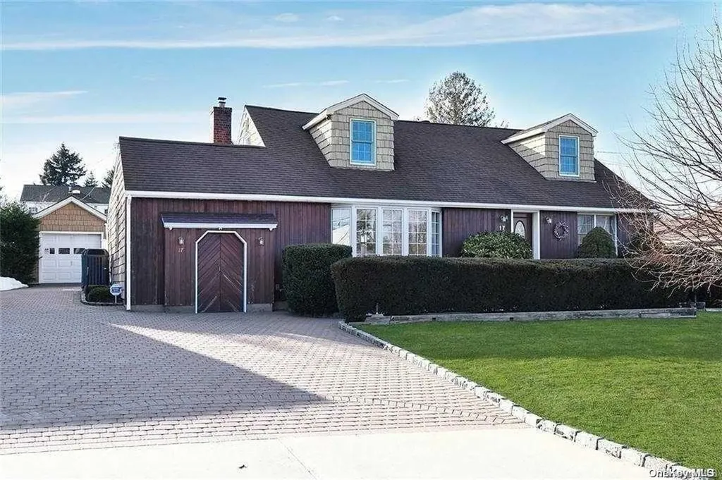 17 Florence Avenue Syosset NY 11791