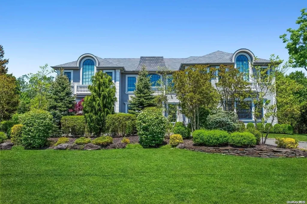 302 Hewlett Neck Road Hewlett Neck NY 11598