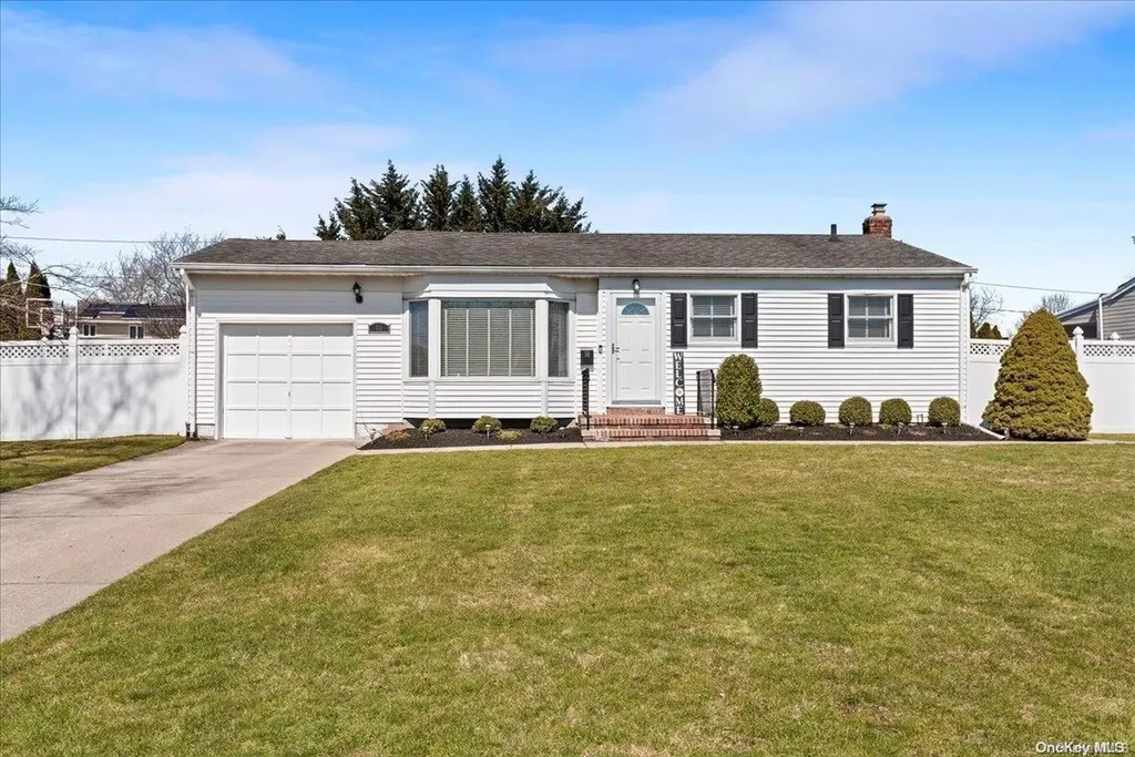 56 Montrose Drive Commack NY 11725