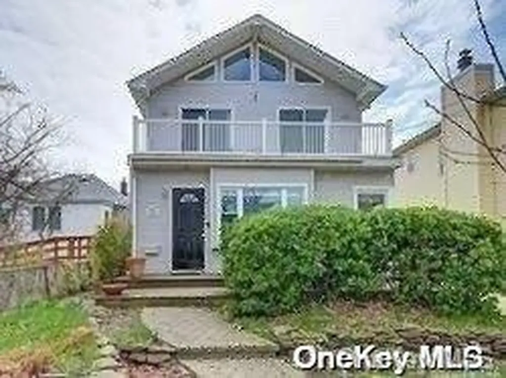 2087 Bay Boulevard Atlantic Beach NY 11509