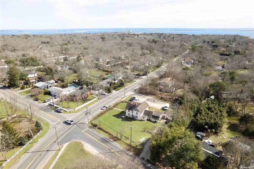 134 Ponquogue Avenue Hampton Bays NY 11946