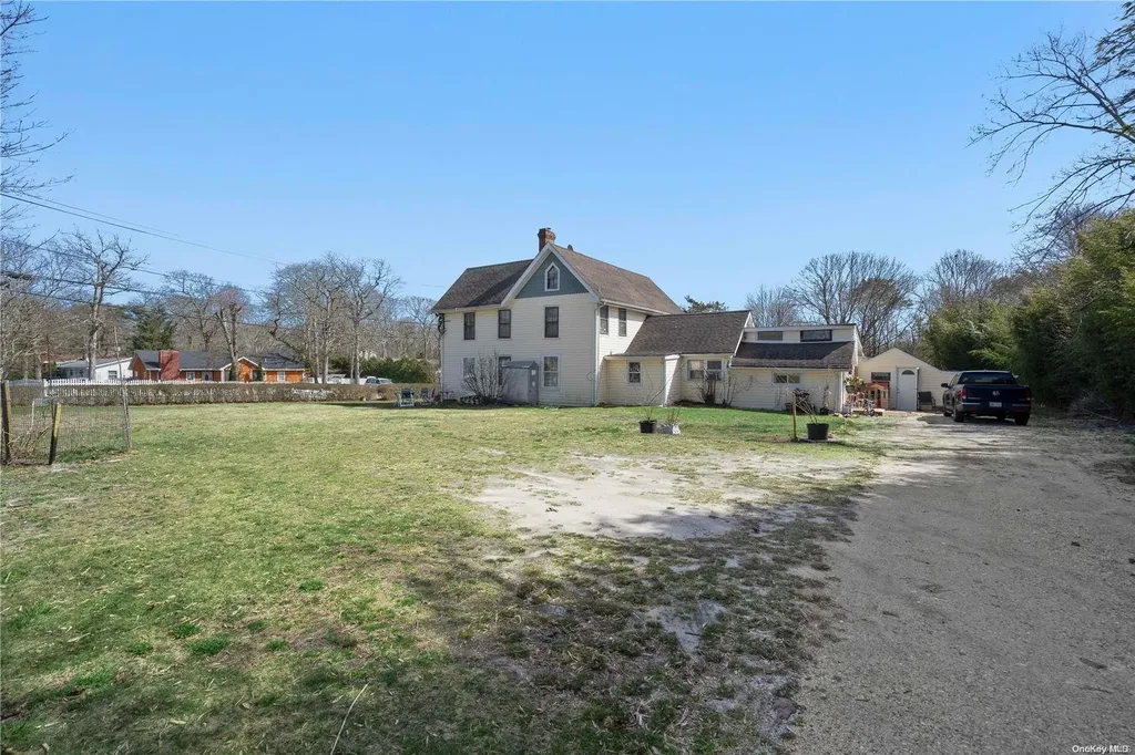 134 Ponquogue Avenue Hampton Bays NY 11946