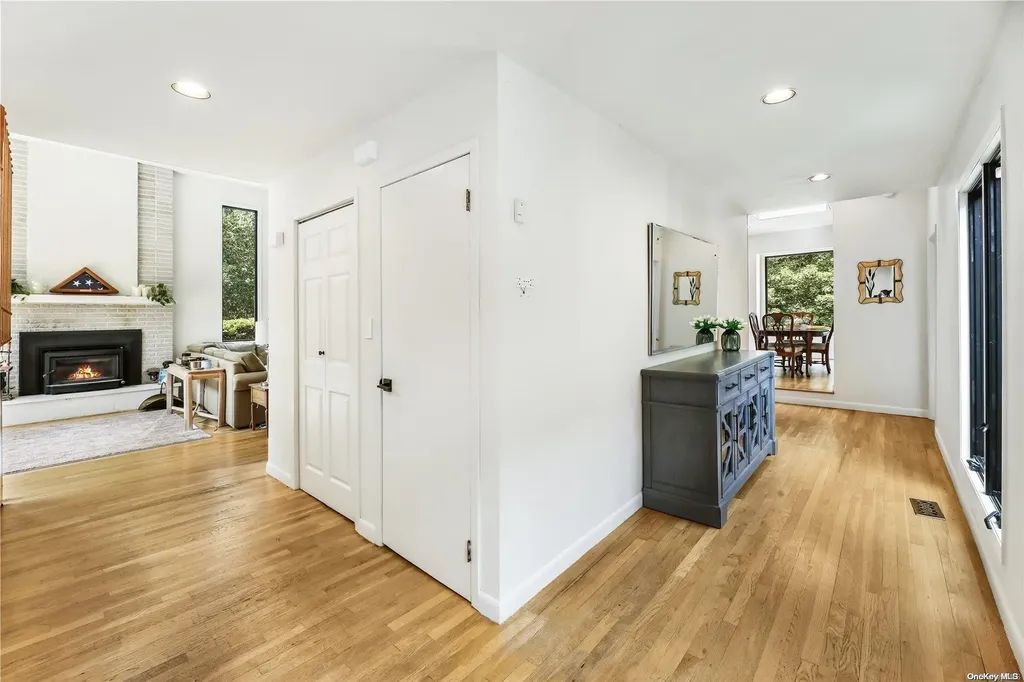 37 Bay Woods Drive Hampton Bays NY 11946