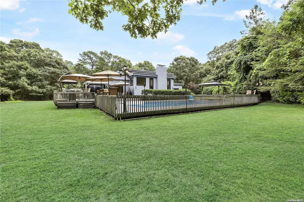 37 Bay Woods Drive Hampton Bays NY 11946