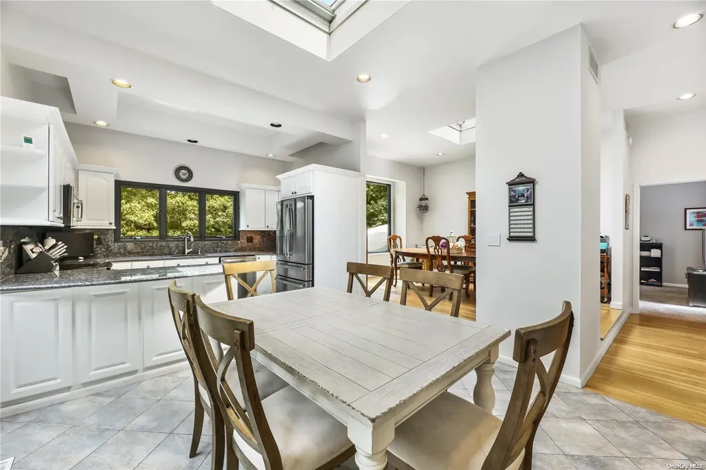 37 Bay Woods Drive Hampton Bays NY 11946