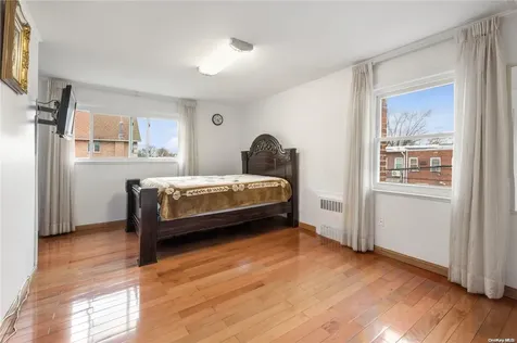 76-15 168th Street Fresh Meadows NY 11366