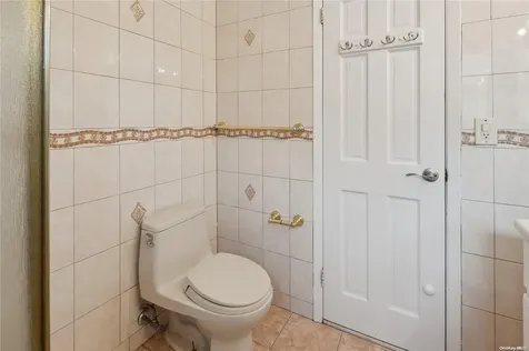 76-15 168th Street Fresh Meadows NY 11366