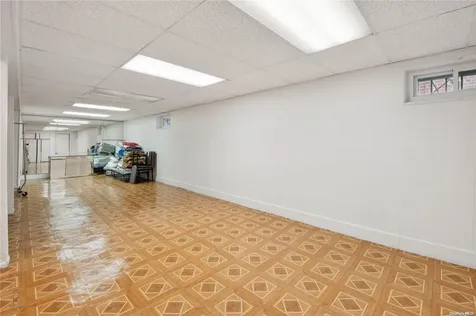 76-15 168th Street Fresh Meadows NY 11366
