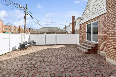 76-15 168th Street Fresh Meadows NY 11366