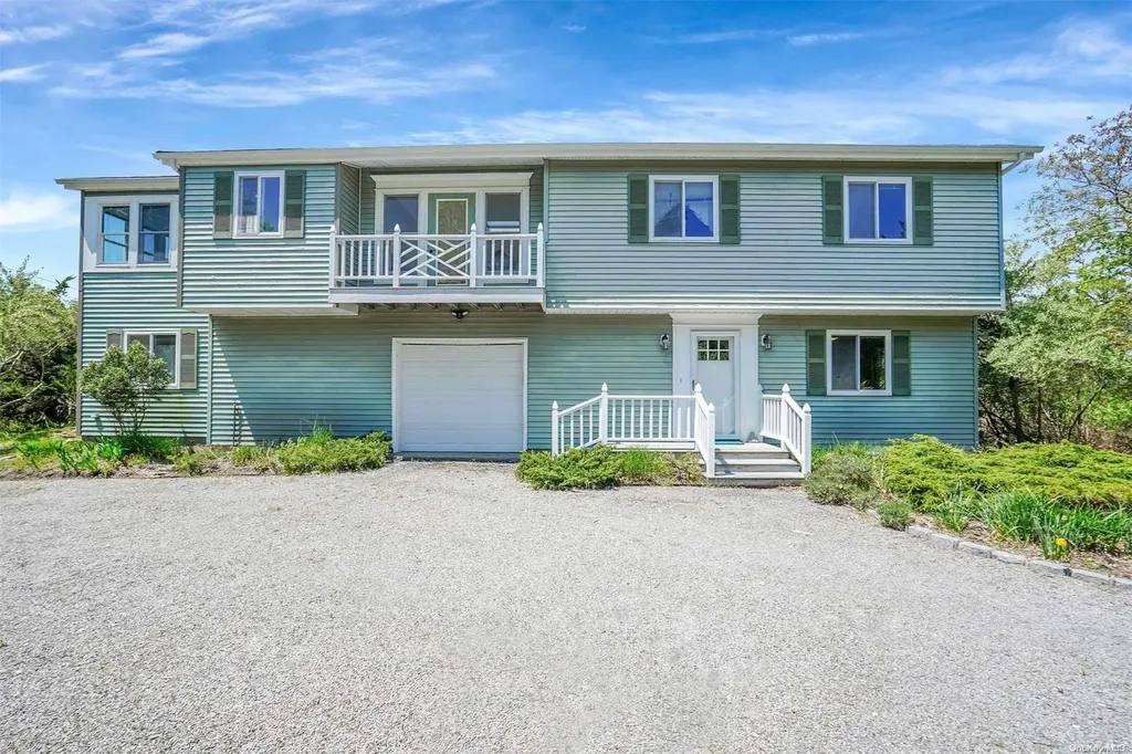1 Raynor Drive Westhampton NY 11977