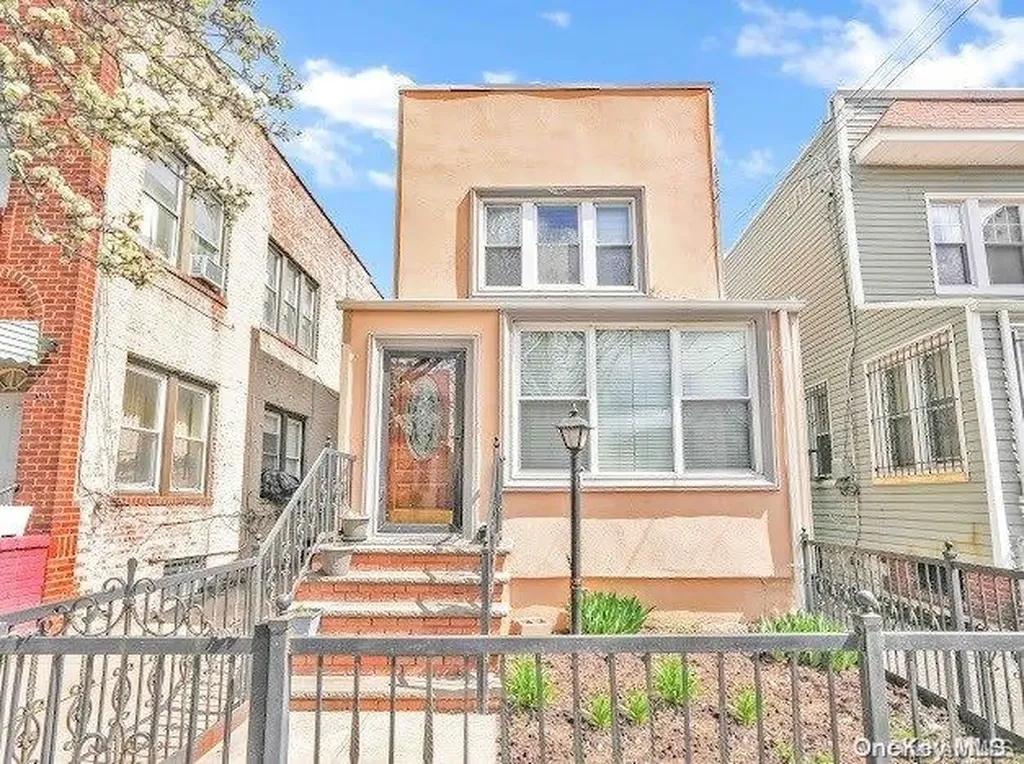 145 E 38th Street Brooklyn NY 11203