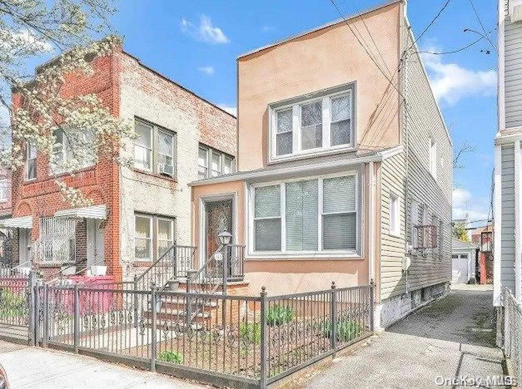 145 E 38th Street Brooklyn NY 11203