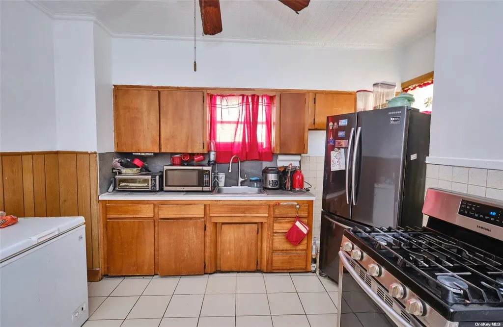 989 E 93rd Street Brooklyn NY 11236