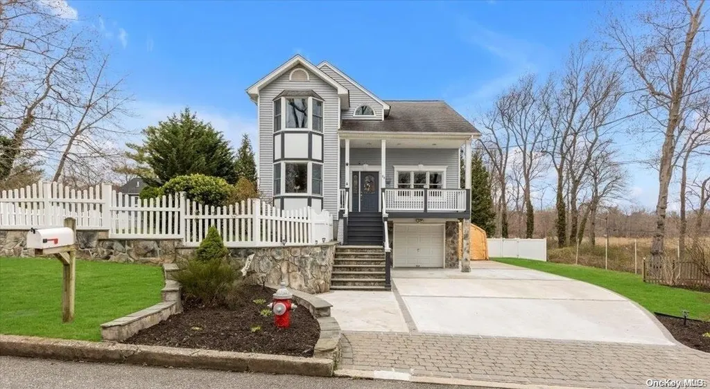84 Locust Drive Kings Park NY 11754