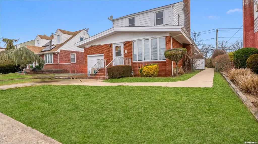 112 Norfeld Boulevard Elmont NY 11003