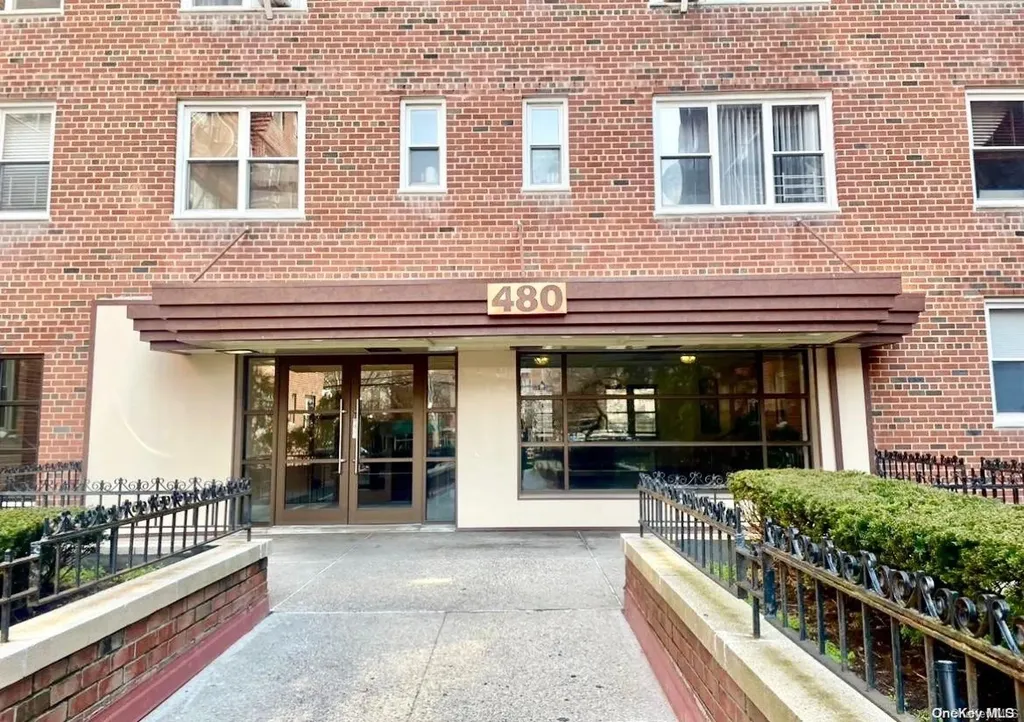 480 Rverdale Yonkers NY 10705