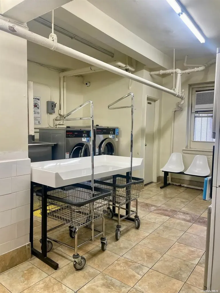 480 Rverdale Yonkers NY 10705