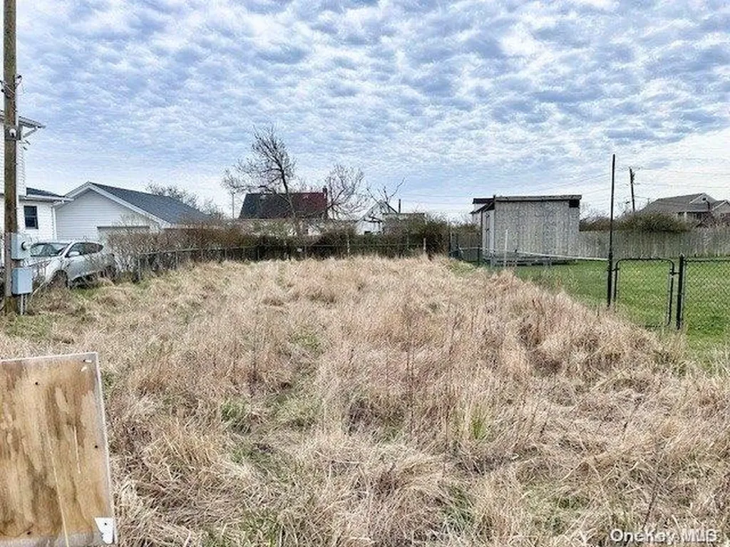 6 Quail Road Mastic Beach NY 11951