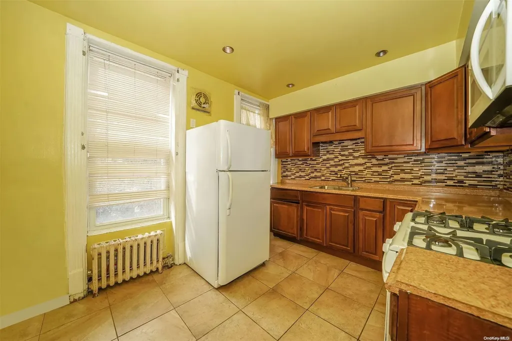 296 Park Place Brooklyn NY 11238