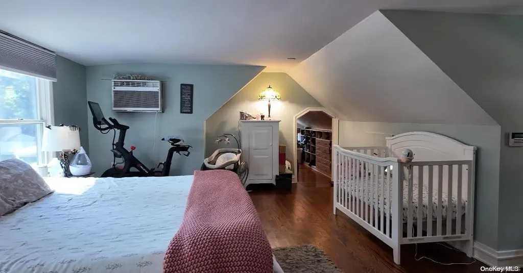554 Ackerson Boulevard Brightwaters NY 11718