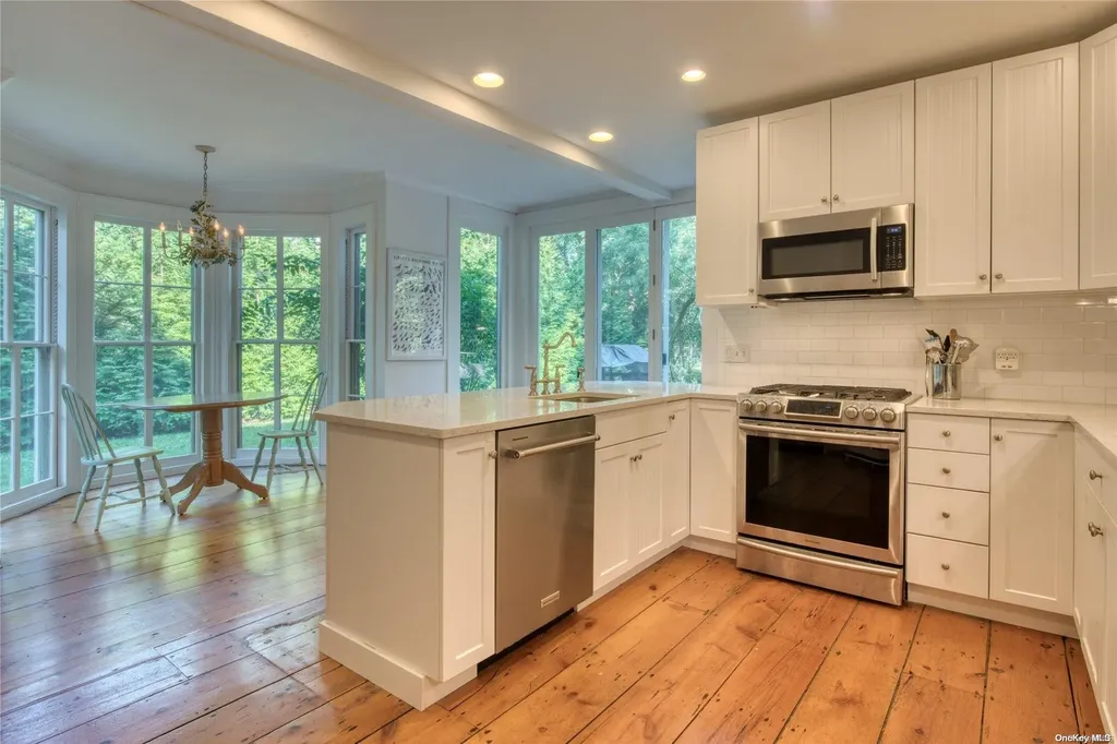 8355 Main Bayview Road Southold NY 11971