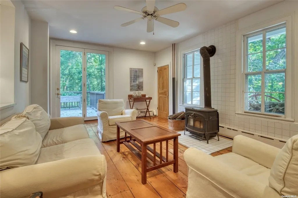 8355 Main Bayview Road Southold NY 11971