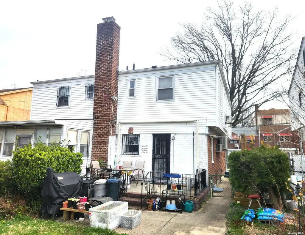 57-52 156th Street Flushing NY 11355