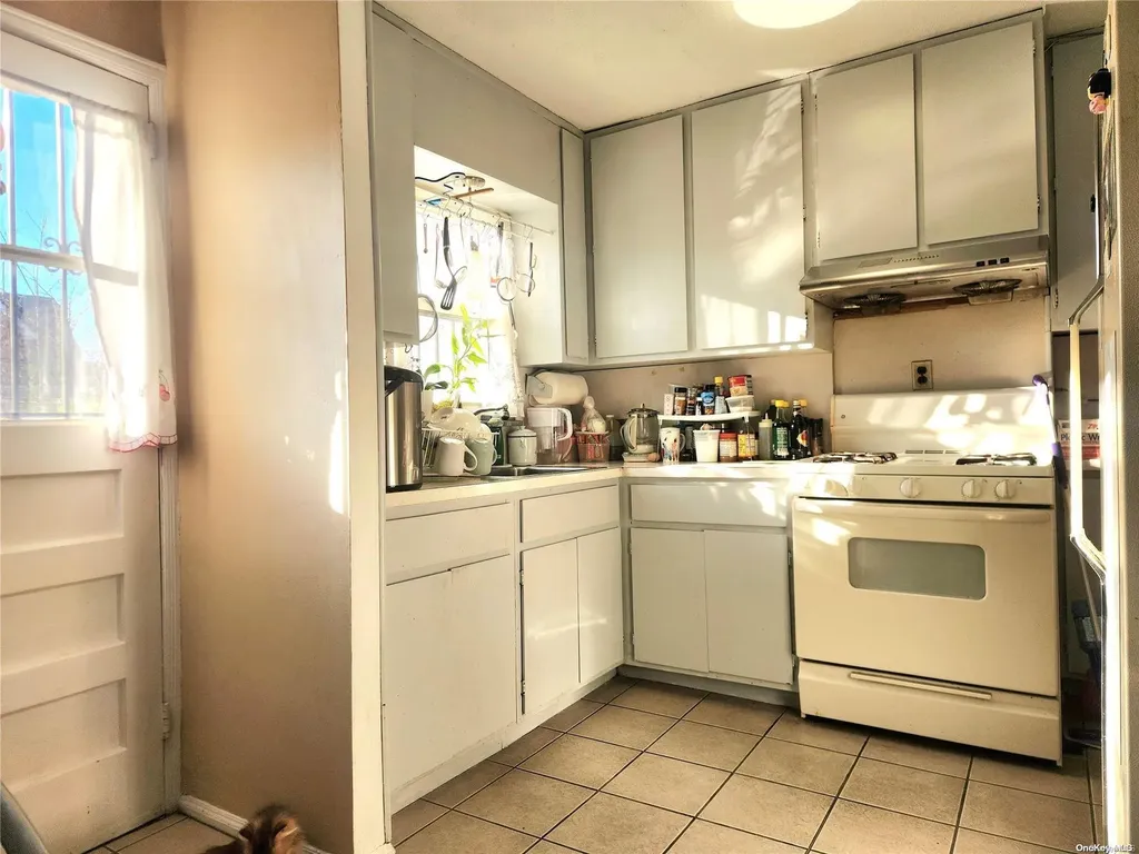 57-52 156th Street Flushing NY 11355