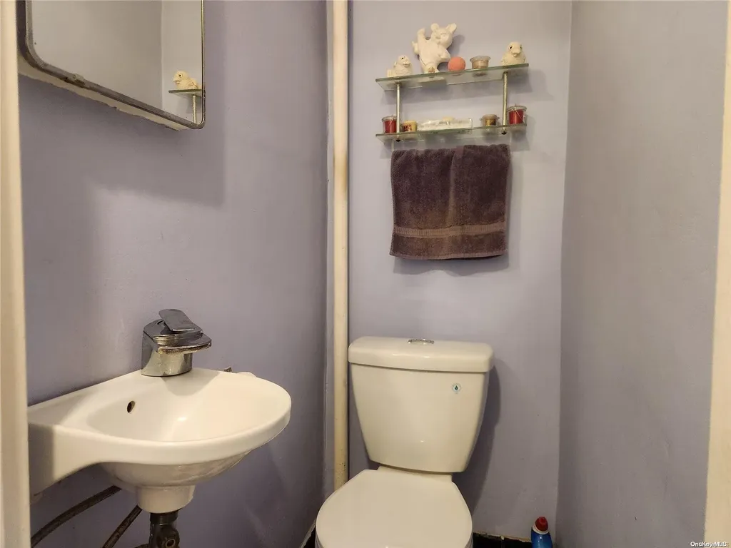 57-52 156th Street Flushing NY 11355