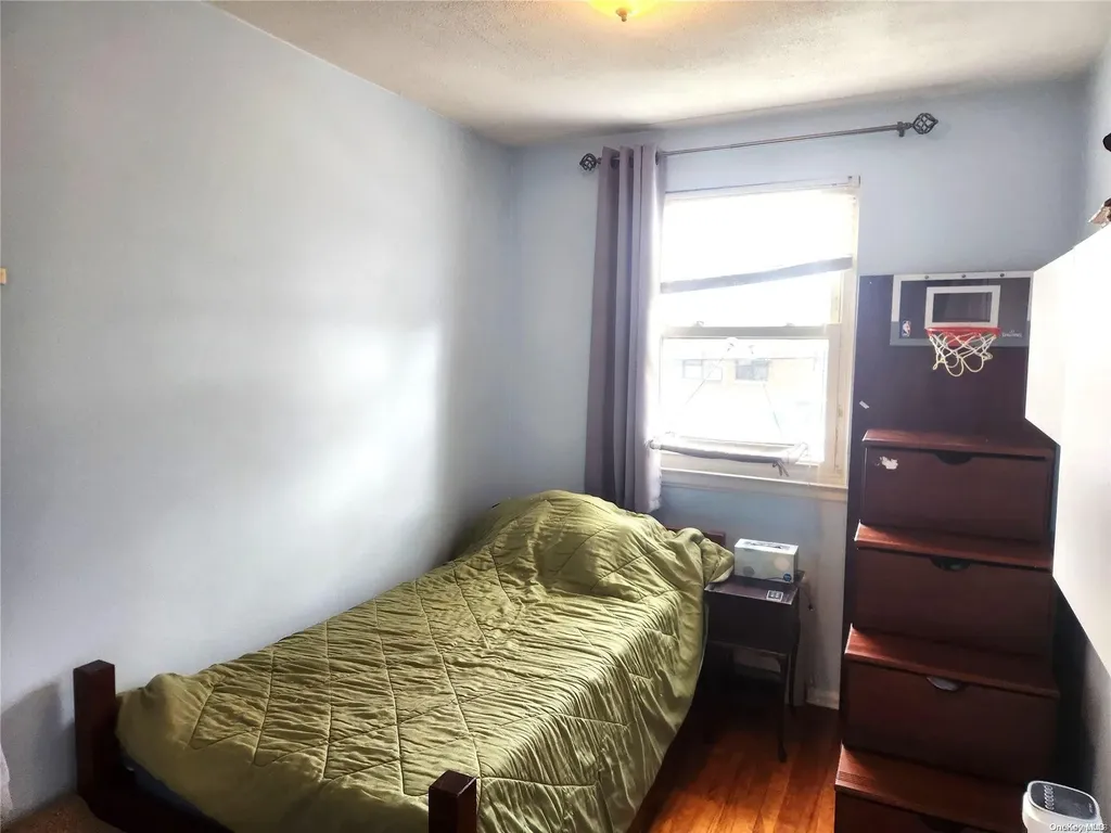 57-52 156th Street Flushing NY 11355