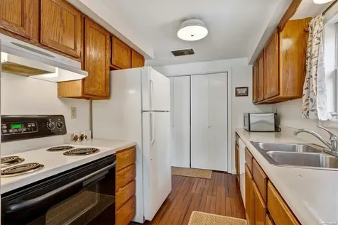 411 2nd Street Greenport NY 11944