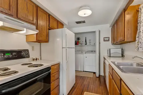 411 2nd Street Greenport NY 11944