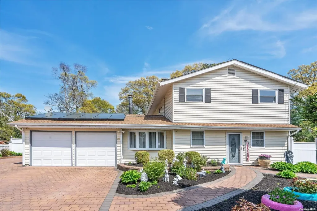 31 Milford Drive Central Islip NY 11722
