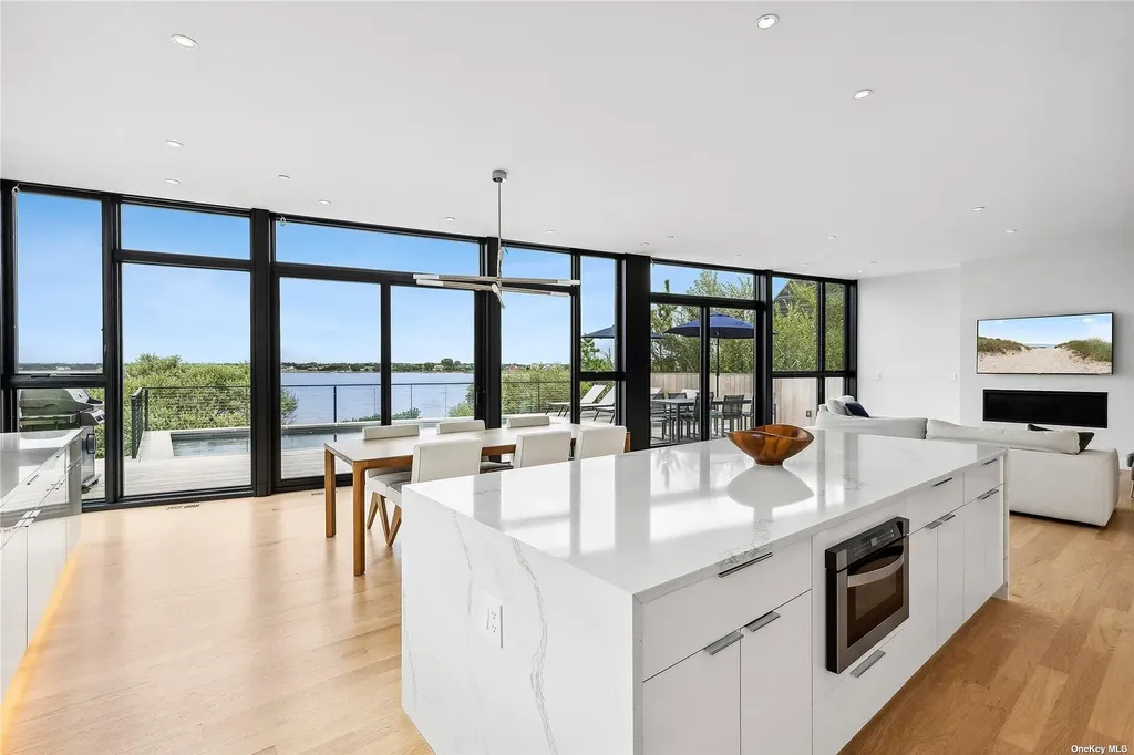 314 Dune Westhampton Beach NY 11978