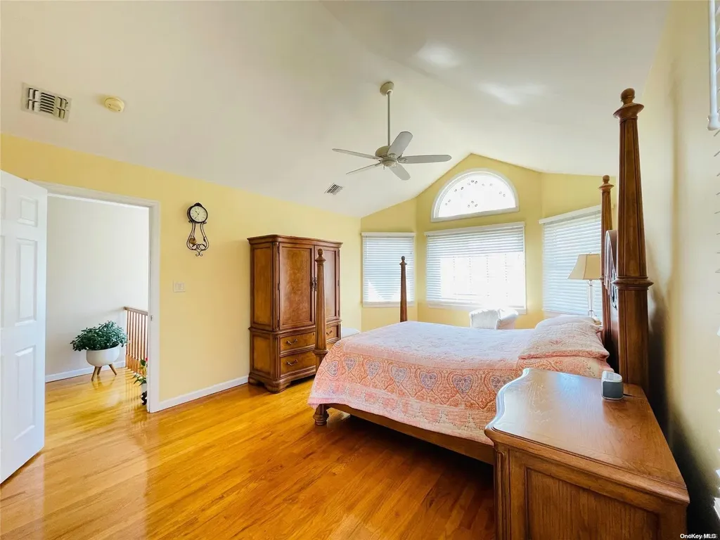 36 Whitney Avenue Syosset NY 11791