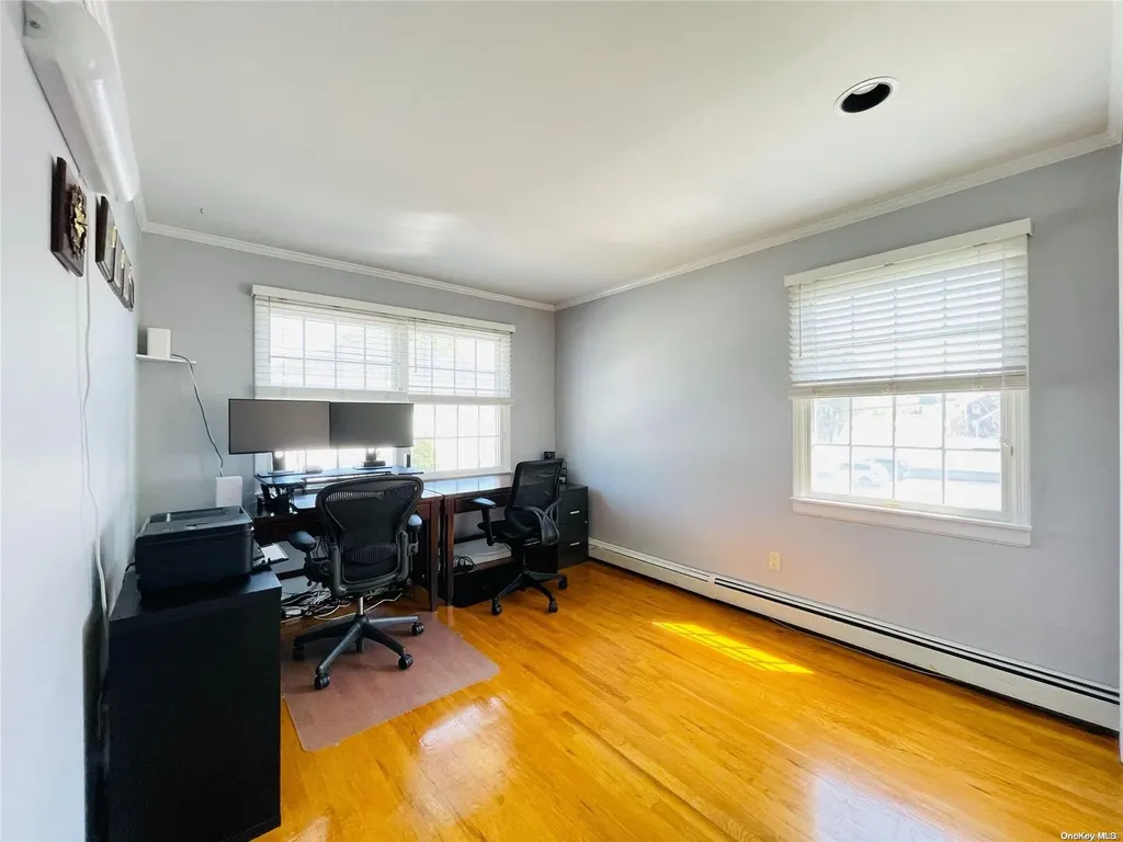 36 Whitney Avenue Syosset NY 11791