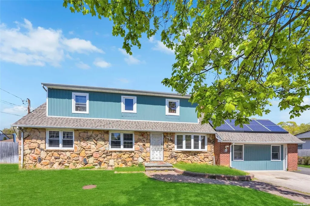 15 Dalton Road Bay Shore NY 11706