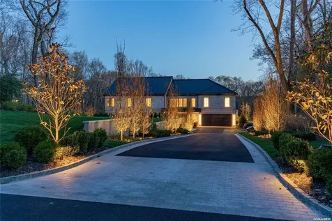 2062 Crest Road Muttontown NY 11791
