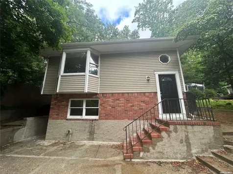 85 Hagerman Landing Road Rocky Point NY 11778