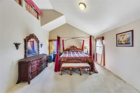 6 Barbara Anne Street Manorville NY 11949