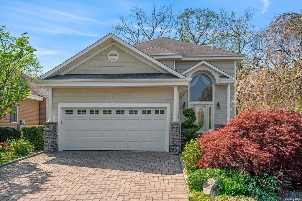80 Redan Drive Smithtown NY 11787