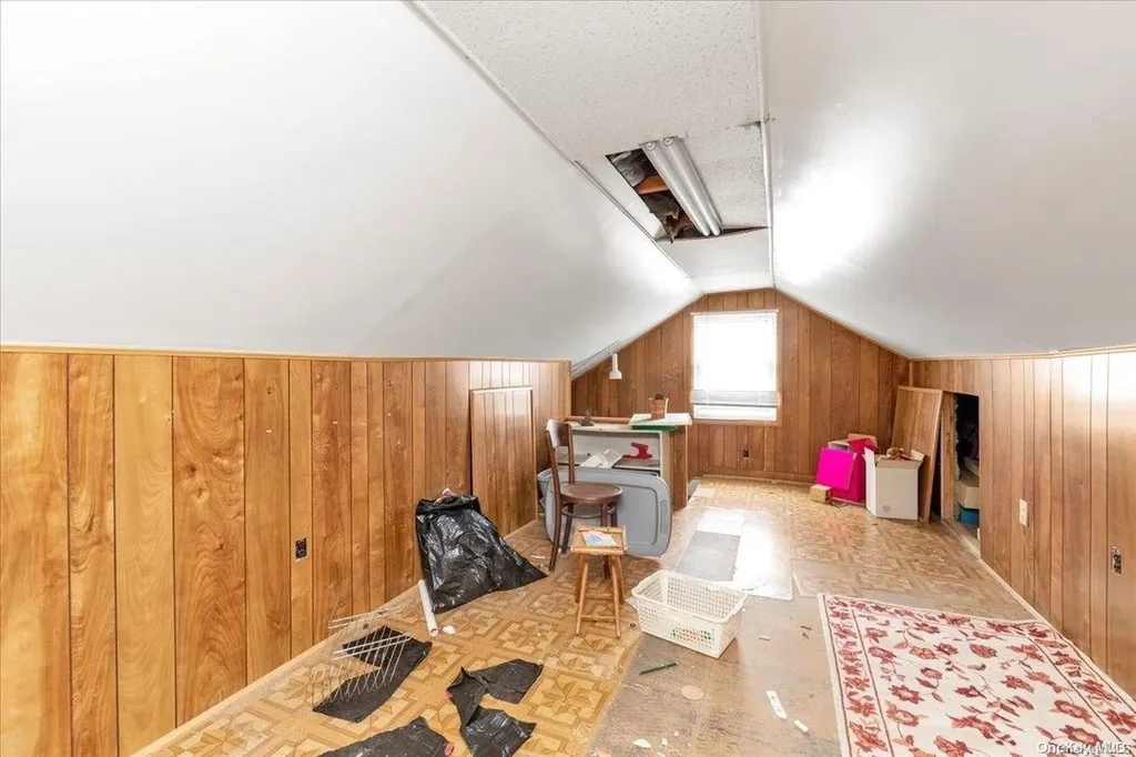 253 Rolling Street Malverne NY 11565