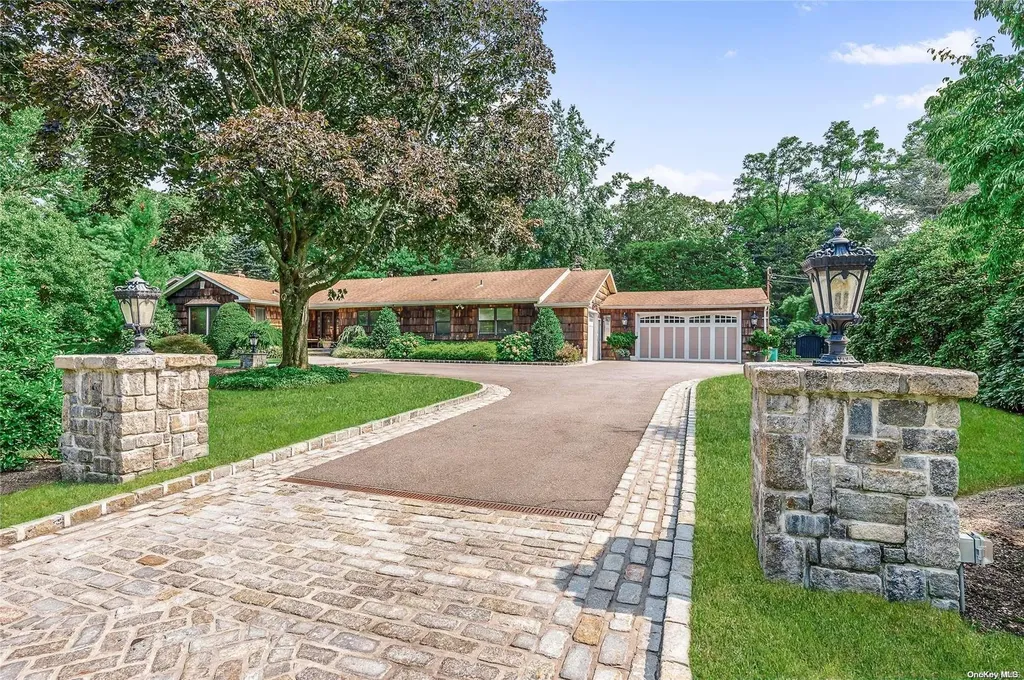 48 Foxhurst Road Dix Hills NY 11746